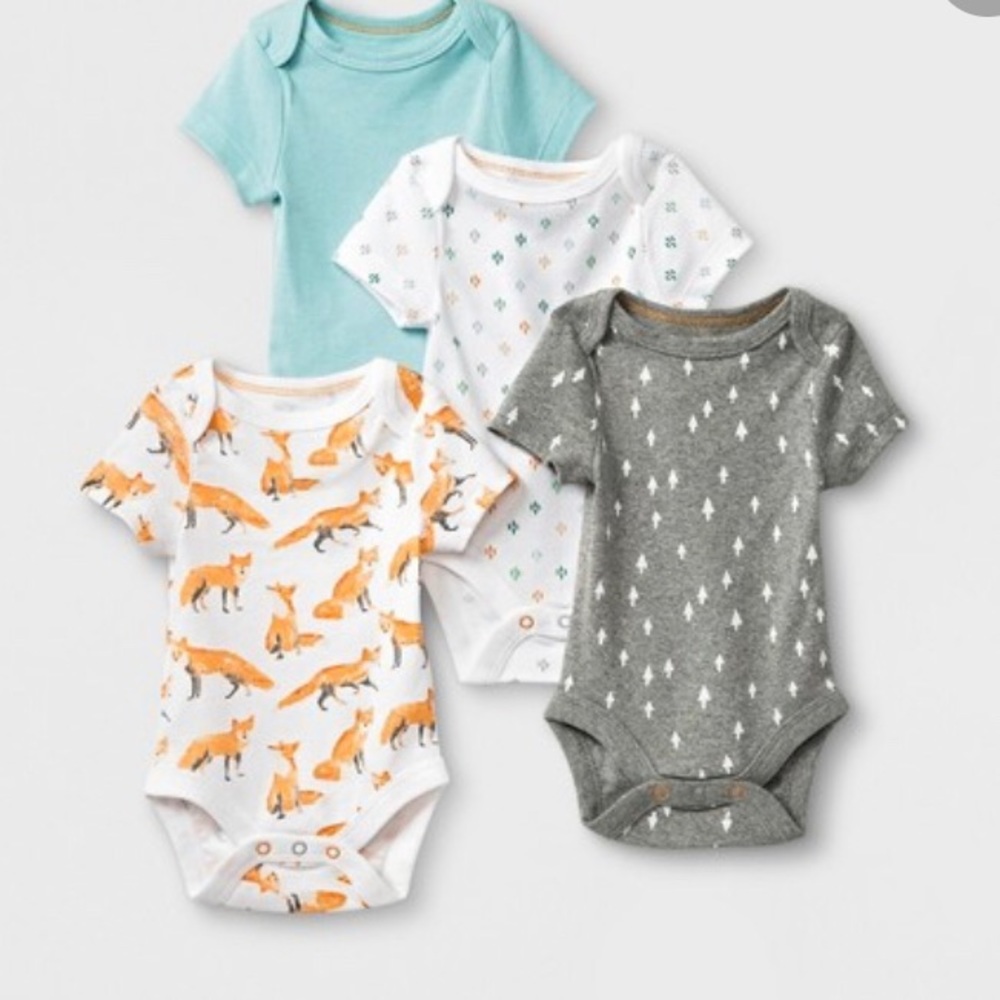CLOUD ISLAND - Short Sleeve Bodysuit.